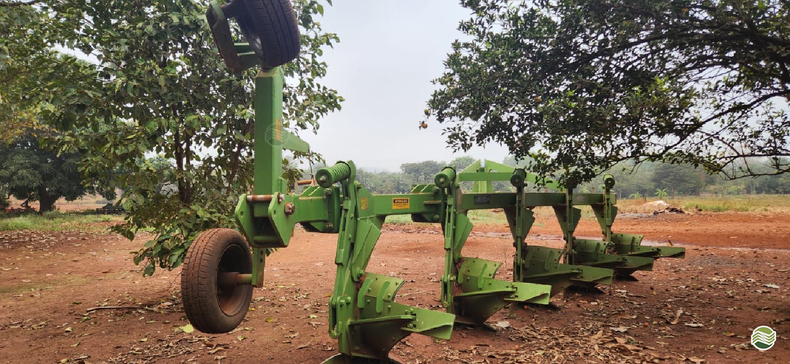 IMPLEMENTOS AGRICOLAS ARADO ARADO DE AIVECA Carlos Tratores SP GUAIRA SÃO PAULO SP